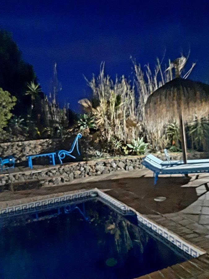 Attico Los Montes With Private Pool Viñuela Kültér fotó